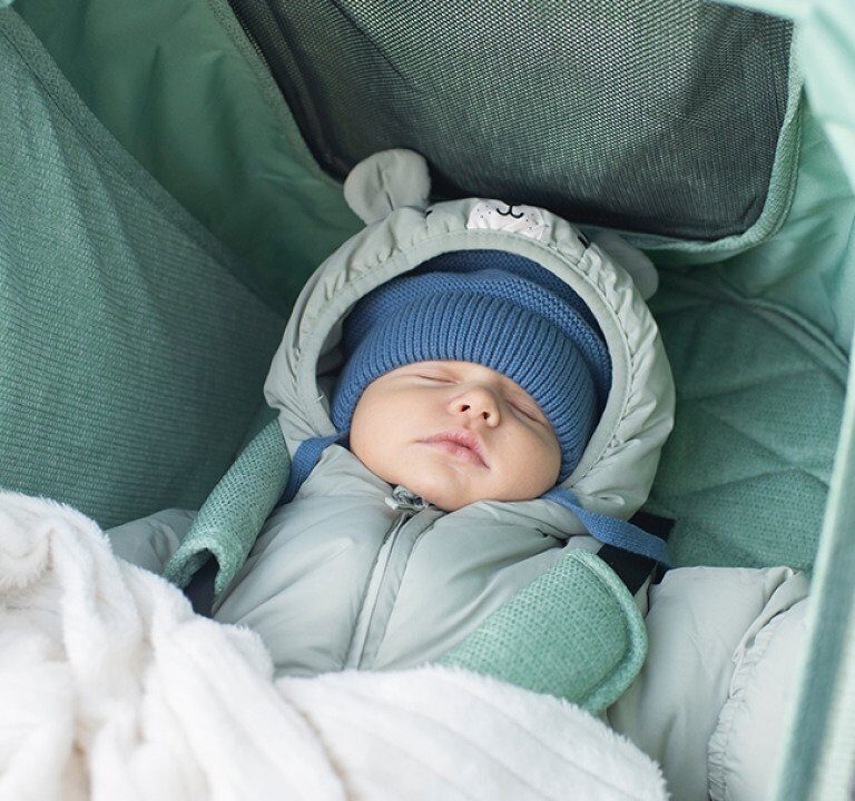শীতে নবজাতকদের উষ্ণ রাখা এত গুরুত্বপূর্ণ কেন? করণীয় কী?