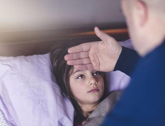 শিশুর ঠাণ্ডা-কাশি যেভাবে মোকাবিলা করবেন শিশুদের যত্ন