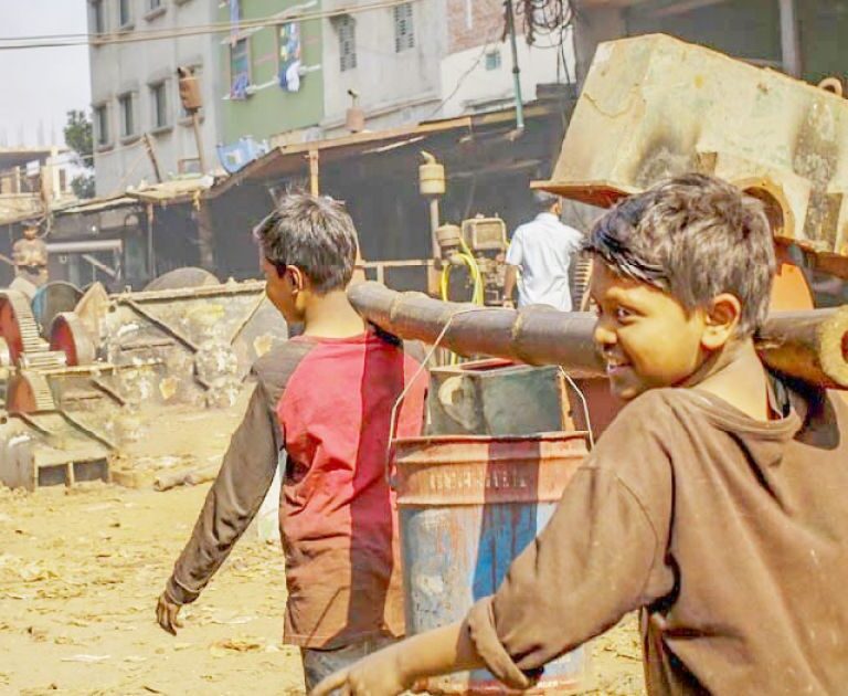 শিশুশ্রমের আর্থসামাজিক অবস্থা: প্রয়োজন সমন্বিত কৌশল